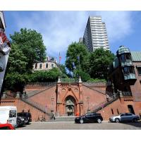 89_3888 Köhlbrandtreppe in Hamburg Altona - Stadtteil Altona Altstadt. | Koehlbrandteppe - historische Hafentreppe am Fischereihafen Altona.